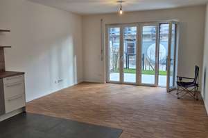 Neuwertige Wohnung mit Garten und EBK: 2-Zimmer-EG-Wohnung mit hochwertiger Ausstattung