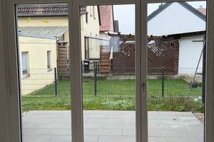 Elegantes 5,5-Zimmer-Reihenmittelhaus mit 2 großen Tiefgaragen und Südterasse in Weingarten (Baden) – Ulmenplatz 1/2, 76356 Weingarten (Baden) – Vorschaubild 6
