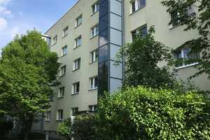 ...sofort frei: 2-Zi.-Wohnung mit Balkon in ruhiger Seitenstraße – Robert-Sterl-Straße 5b, 1219 Dresden – Vorschaubild 3