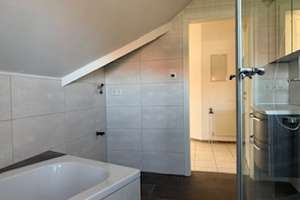 TOP WOHNUNG m. EINBAUKÜCHE + BALKON – Am Moosholz 25, 38446 Neindorf, Wolfsburg – Vorschaubild 9