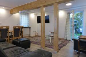 Gemütliche Doppelhaushälfte mit Holzfensterläden, Kamin, Terrasse und Stellplatz in Schlierbach! – Die vollständige Adresse der Immobilie erhältst du vom Anbieter., 69118 Schlierbach, Heidelberg – Vorschaubild 2