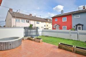 Wohnen mit Freiraum: Einfamilienhaus mit Balkon, Terrasse und Garage – Die vollständige Adresse der Immobilie erhältst du vom Anbieter., 76870 Kandel – Vorschaubild 10