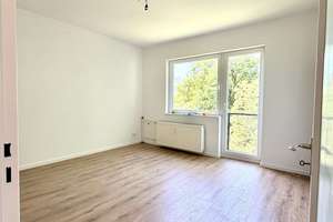 Sanierte 1 Zimmerwohnung mit tollem Ausblick im Dachgeschoss des Hauses – Taldorfer Weg 20c, 13437 Wittenau, Berlin – Vorschaubild 2