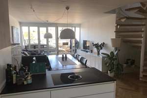 Stilvolle Maisonette-Wohnung mit 2 Schlafzimmern, 2 Bädern und Garagenstellplatz – Sankt-Wolfgangs-Platz 9h, 81669 Obere Au, München – Vorschaubild 3