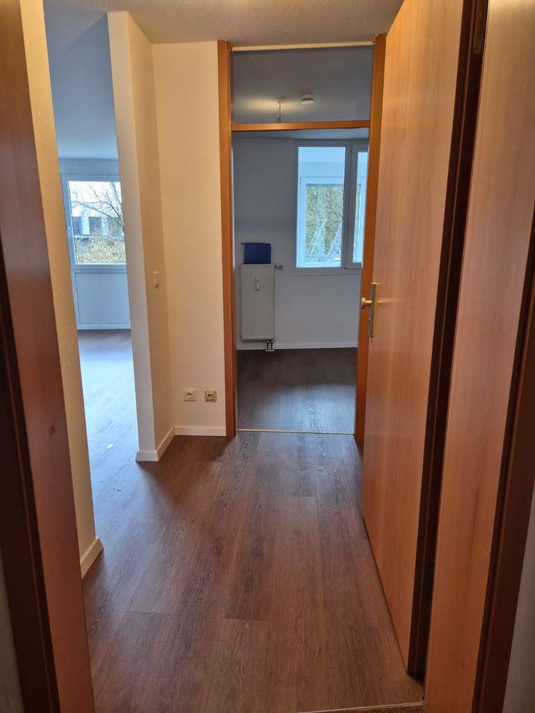 Immobilie in Plochingen - Renovierte 2-Zimmer Wohnung mit Wintergarten im 2. OG  in Plochingen - Bild 1