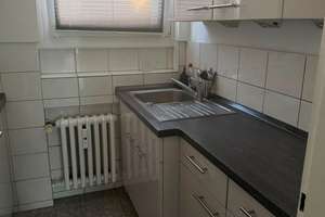 Geräumiges Appartement mit Einbauküche und Balkon in bester Innenstadtlage – Kämmergasse 14, 50676 Altstadt/Süd, Köln – Vorschaubild 3