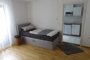 nur für 6 Monate Vollmöblierte 1-1/2 Zimmer WG-Wohnung