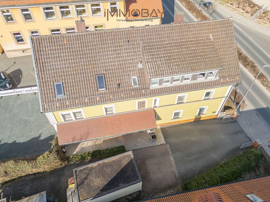 Immobilie in Bindlach - Attraktives Mehrfamilienhaus – gepflegt, renditestark und Eigennutzungspotenzial - Bild 2