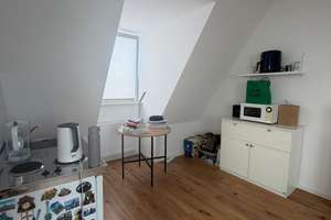 Zentral gelegene 1-Zimmer-Dachgeschosswohnung mit Aufzug – Stiftstraße 6–8 – Stiftstraße 6, 52062 Kaiserplatz, Aachen – Vorschaubild 3