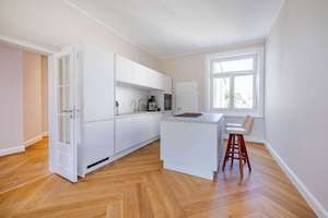 Stilvoll saniert. Großzügig gedacht. – Die vollständige Adresse der Immobilie erhältst du vom Anbieter., 22299 Winterhude, Hamburg – Vorschaubild 3
