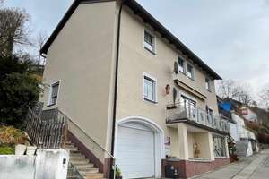 Attraktives Einfamilienhaus mit Garage und traumhaften Ausblick in Beratzhausen – Die vollständige Adresse der Immobilie erhältst du vom Anbieter., 93176 Beratzhausen – Vorschaubild 3
