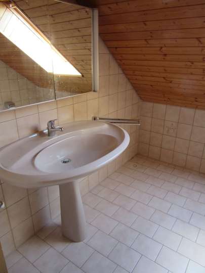 Badezimmer 1, DG Badezimmer 1, DG