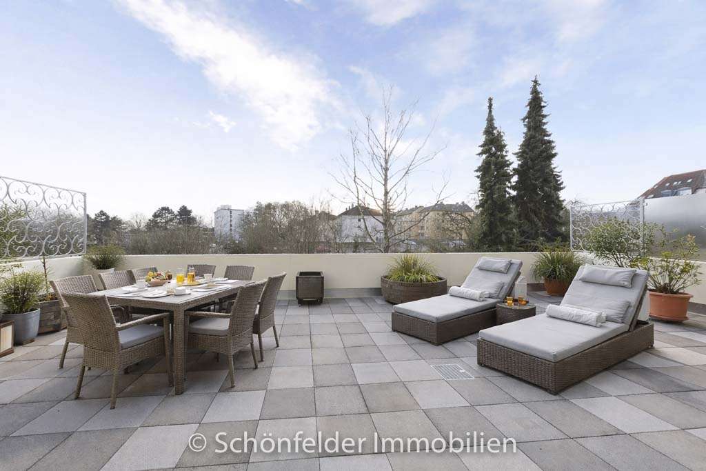 Immobilie in Oberursel - Attraktive 4 Zimmerwohnung mit großer Balkonterrasse, Garage und 2 Kellern - sogar provisionsfrei - Bild 2