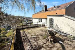 2 bis 3 Familienhaus in exklusiver Höhenlage von Stuttgart – Großzügiges Anwesen mit Pool – Die vollständige Adresse der Immobilie erhältst du vom Anbieter., 70180 Weinsteige, Stuttgart – Vorschaubild 24