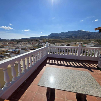Haus zum Verkauf in Turre.