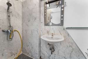 Großzügige 2,5-Zimmer-Wohnung mit Kamin, modernisiertem Bad & Potenzial – Die vollständige Adresse der Immobilie erhältst du vom Anbieter., 28237 Lindenhof, Bremen – Vorschaubild 7