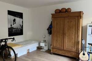  Modernes Split-Level-Stadthaus mit Studio, Dachterrasse & Garten in Duisburg Neudorf- – Die vollständige Adresse der Immobilie erhältst du vom Anbieter., 47057 Neudorf-Süd, Duisburg – Vorschaubild 23