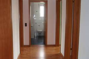 Helle 6 Zimmer Whg. mit großer Dachterrasse zu vermieten – Kniestraße 71, 46117 Heide, Oberhausen – Vorschaubild 5