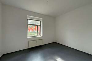 Wunderschöne 3-Zimmer- Wohnung mit großem Balkon  im grünen und ruhigen Wustermark !!!  – Amsterdamer Straße 6B, 14641 Wustermark – Vorschaubild 4