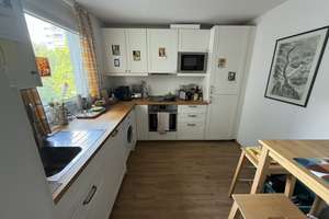 HÜBSCHES ZUHAUSE! Helle, ruhig gelegene 3-Zimmer-Wohnung mit Loggia, Swimmingpool auf dem Dach! – Breslauer Straße 18, 89231 Neu-Ulm – Vorschaubild 14