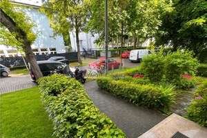 Wohnen am Volksgarten: 2-Zi. mit Balkon + Loggia & Aufzug in Kölns Neustadt-Süd