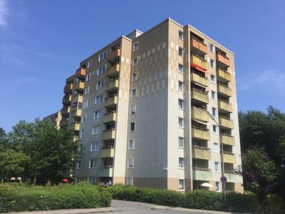 Nette Nachbarn gesucht: ideale 3-Zi.-Wohnung frisch saniert mit Ausblick