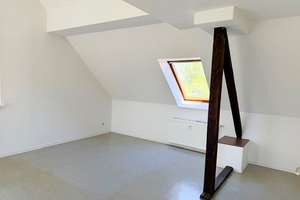 Geräumige 3-Raum-Wohnung im Dachgeschoss in Alt-Schönefeld – Heinkstr. 2, 4347 Schönefeld-Abtnaundorf, Leipzig – Vorschaubild 4