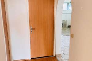 Provisionsfrei vom Eigentümer: Gepflegte 4 -Zimmerwohnung mit Balkon und Tiefgaragenstellplatz – Platanenallee 1, 50169 Kerpen – Vorschaubild 10