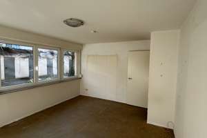 Zentrale Eigentumswohnung in Wiesdorf mit Garten und Tiefgaragenstellplatz – Carl-Leverkus-Straße 31a, 51373 Wiesdorf, Leverkusen – Vorschaubild 4