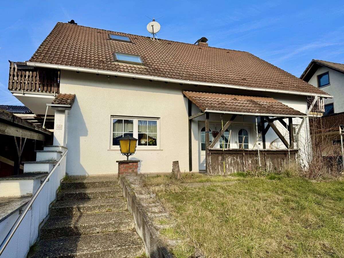 Freistehendes Einfamilienhaus mit Einliegerwohnung, Garage & großer Terrasse, Darmstadt Dieburg Kreis – Bild 3