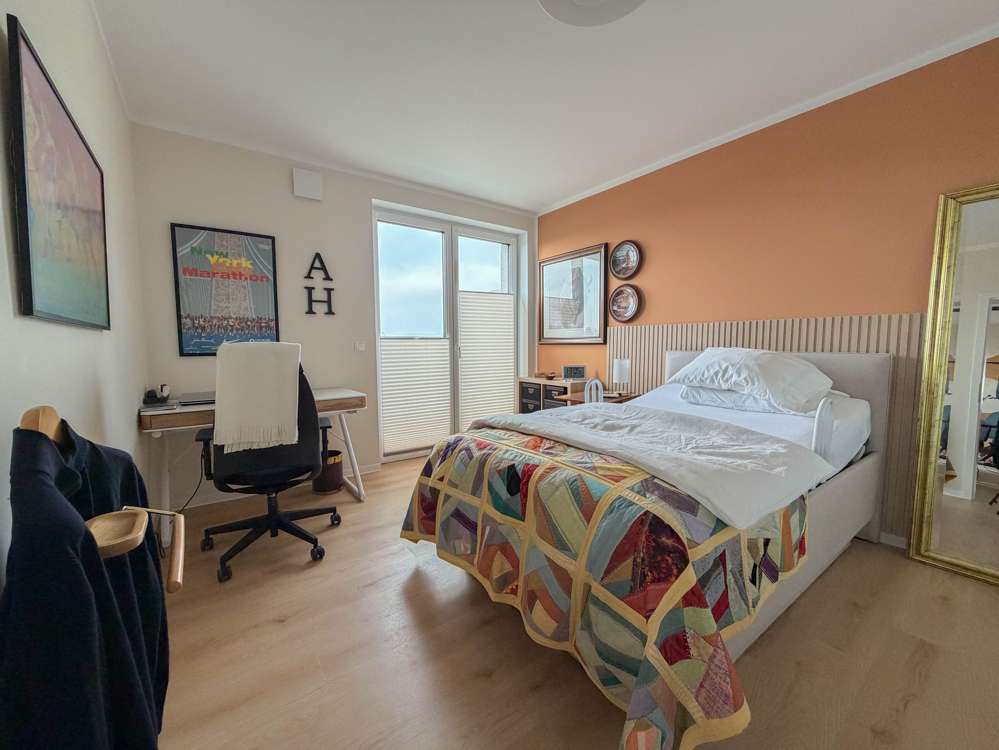 Immobilie in Dörfles-Esbach - Exklusive neuwertige Dachgeschosswohnung mit Dachterrasse, Aufzug & Veste-Blick - Bild 12