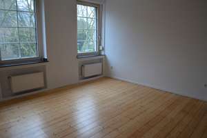 Schicke vollständig renovierte  3-Zimmer-Altbauwohnung mit Balkon.  -optional mit Büro im EG- – Die vollständige Adresse der Immobilie erhältst du vom Anbieter., 41065 Lürrip, Mönchengladbach – Vorschaubild 4