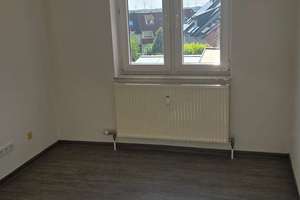 ***Charmante Dachgeschosswohnung in Mannheim-Seckenheim***