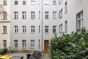 Einladende 2-Zi.-Wohnung im schönen Altbauhaus in perfekter Lage Berlin-Kreuzberg! (Eigennutzoption) – Freiligrathstraße 11, 10967 Kreuzberg, Berlin – Vorschaubild 10