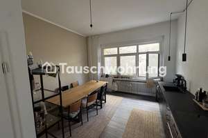 Tauschwohnung: Sanierte Altbauwohnung mit Wohnküche in der Altstadt