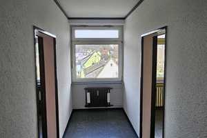 4 stockiges Büro Mehrfamilienhaus mit Umbaumöglichkeit zu verkaufen – Birkenfeld (Kreis) – Vorschaubild 14