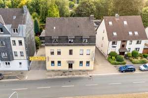 Modernisierte Dachgeschosswohnung inkl. angeschlossenem Dachboden und Terrasse zentral in Schönebeck – Die vollständige Adresse der Immobilie erhältst du vom Anbieter., 45359 Schönebeck, Essen – Vorschaubild 2