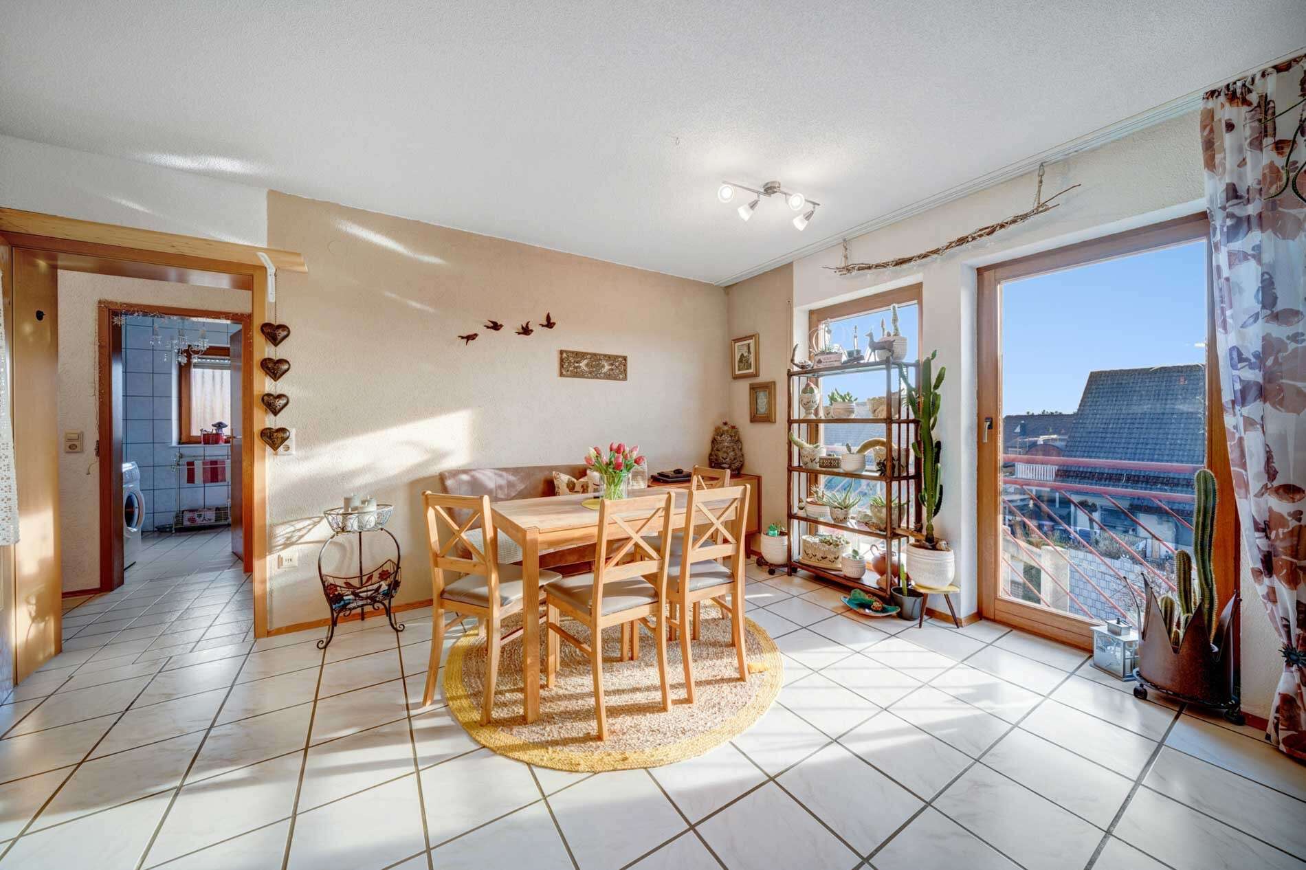 Immobilie in Salem - Attraktives 3-Familienhaus (Mehrgenerationenhaus) mit großer Hauptwohnung in ruhiger Lage von Beuren - Bild 27