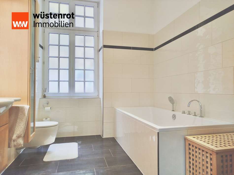 Badezimmer . gross (OG)