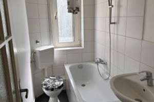 Zentrales Wohnen - 2-Zimmer Wohnung zum 16.06! – Weissenburger Str. 1, 27570 Geestemünde, Bremerhaven – Vorschaubild 3