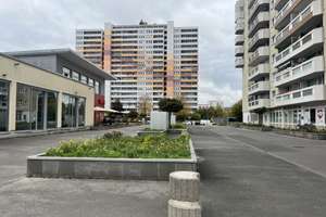 Vermietete 3-ZW im 10. OG in Frankfurt- Nieder-Eschbach | TG-Stellplatz – 60437 Nieder-Eschbach, Frankfurt am Main – Vorschaubild 4