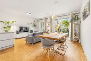 Morgens schnell in der City, Abends entspannt auf der Terrasse - Wohlfühlwohnung in Friedenau! – Die vollständige Adresse der Immobilie erhältst du vom Anbieter., 12159 Friedenau, Berlin – Vorschaubild 1