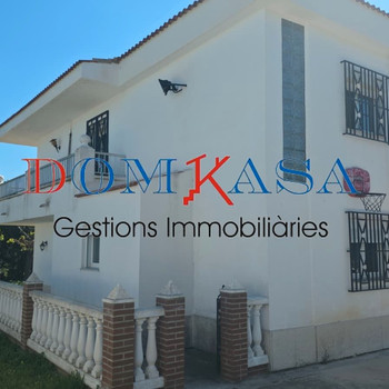 Chalet zu verkaufen Parellades