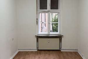 3 Zimmer Wohnung im EG – Sandinostraße 23, 13055 Alt-Hohenschönhausen, Berlin – Vorschaubild 1