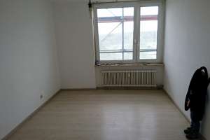 Sehr geplegte dreizimmer Wohnung in der vierten Etage  – Husarenstrasse 4, 50997 Rondorf, Köln – Vorschaubild 3