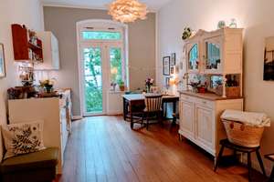 Charmante 2-Zimmer-Altbauwohnung im Herzen von Eller