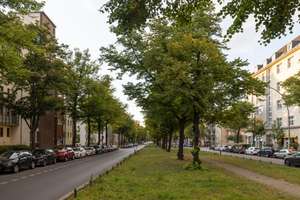 Ankommen und wohlfühlen - gepflegter Altbau, saniert 2022, Schlafzimmern zum ruhigen Innenhof – Reichstrasse 30, 14055 Westend, Berlin – Vorschaubild 25