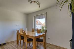 Umfangreich saniertes Wohnhaus mit ca. 260 m² Wohnfläche in ruhiger Ortsrandlage - Memmelsdorf - OT – Die vollständige Adresse der Immobilie erhältst du vom Anbieter., 96117 Memmelsdorf – Vorschaubild 19
