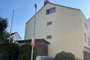 Reihenendhaus in zentraler Lage von Eschborn – Die vollständige Adresse der Immobilie erhältst du vom Anbieter., 65760 Eschborn – Vorschaubild 4