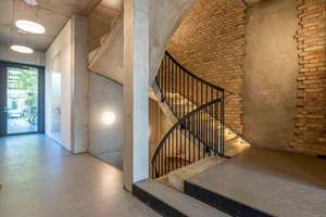 Architektur-Highlight am Mauerstreifen: Balkone, Sichtbeton, Privatsphäre & Weitblick – Die vollständige Adresse der Immobilie erhältst du vom Anbieter., 10435 Mitte (Ortsteil), Berlin – Vorschaubild 10